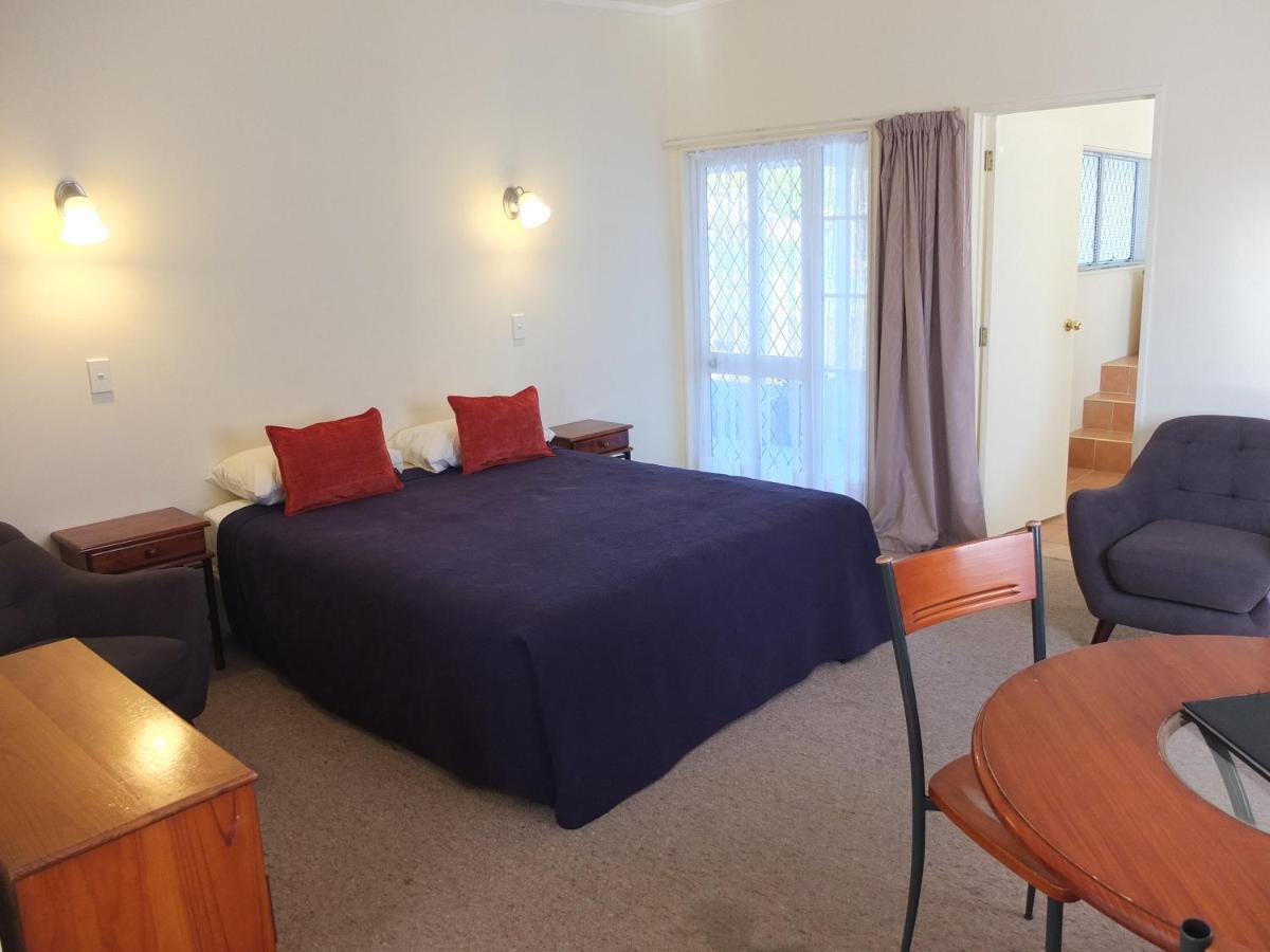 كامبريدج Colonial Court Motel المظهر الخارجي الصورة